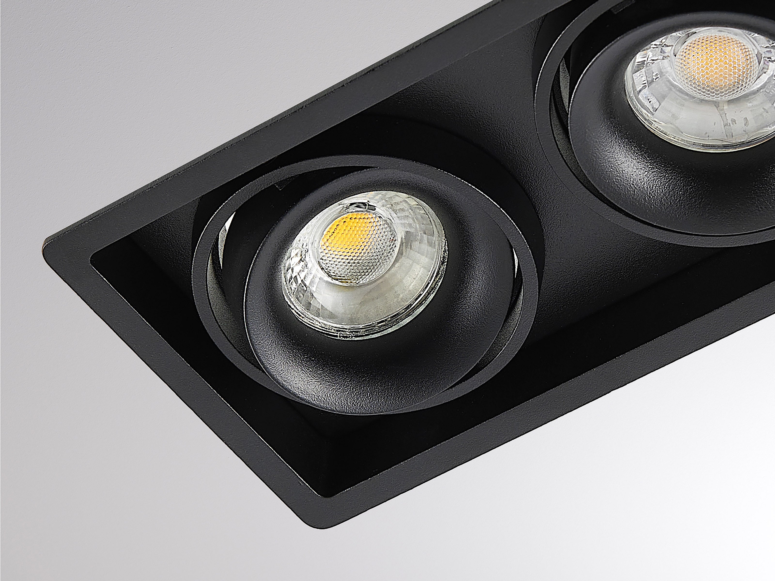 QANA DOUBLE SQUARE R